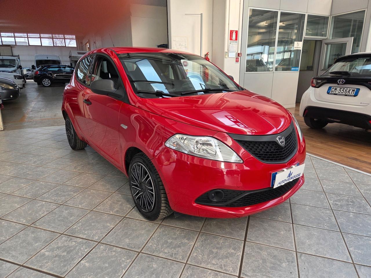 Lancia Ypsilon 1.2 69 CV 5 porte Elefantino-Uniproprietaria