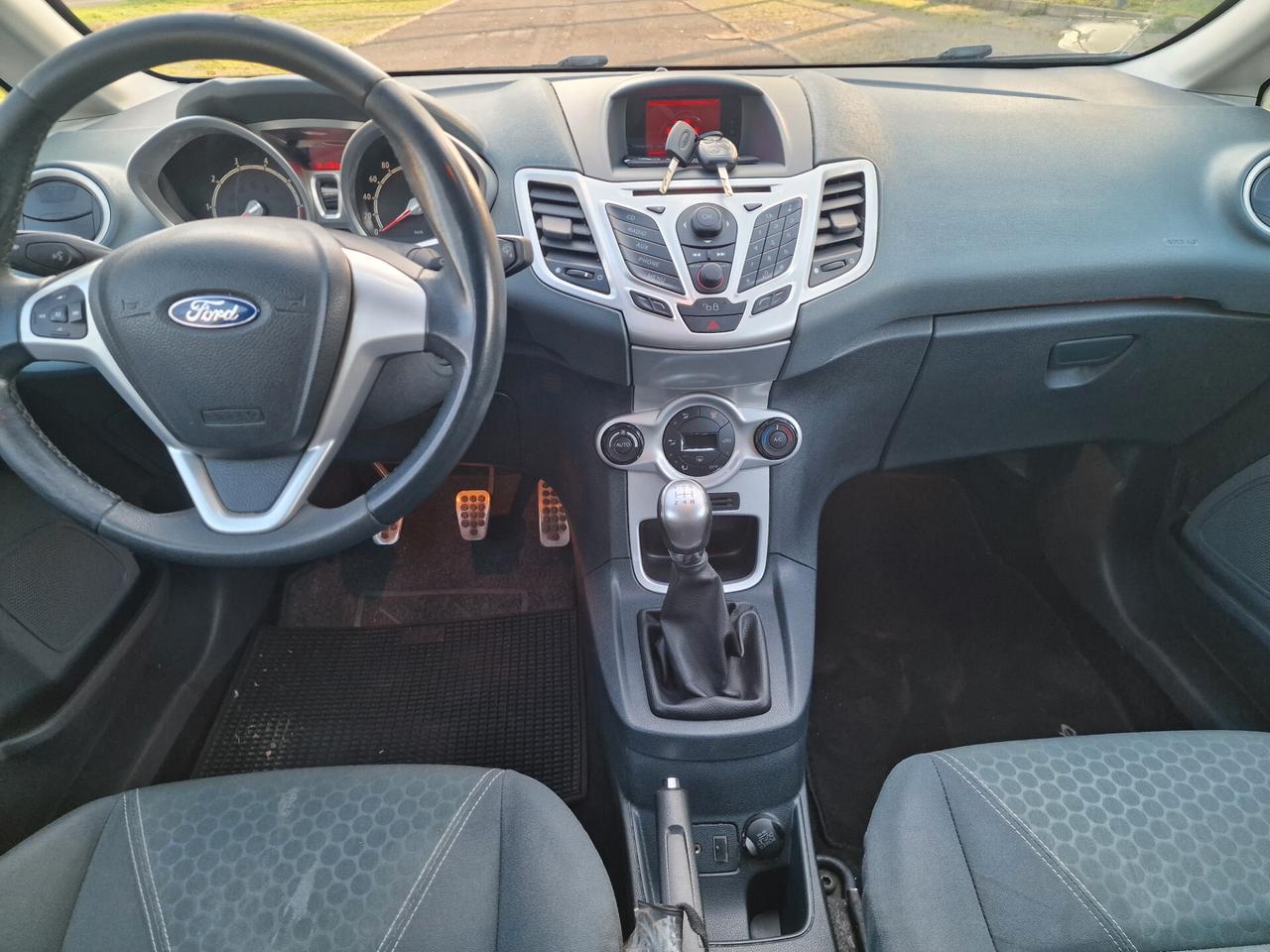 Ford Fiesta 1.2 82CV 3 porte Titanium