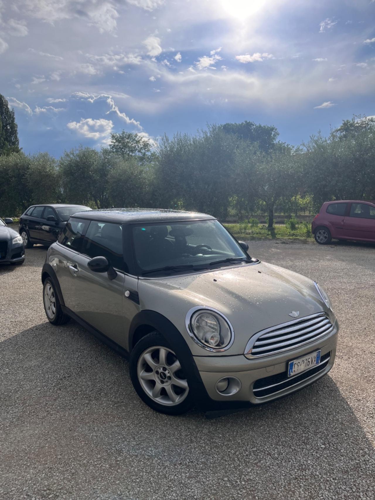 Mini Cooper D 1.6 diesel AUTOMATICA