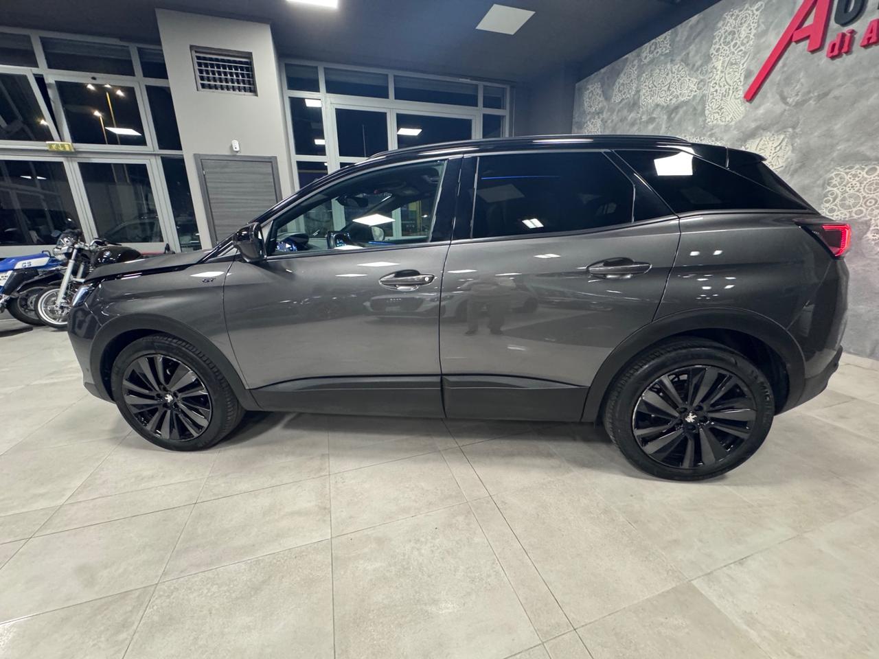 PEUGEOT 3008 MY2022 GTLINE TETTO APRIBILE 1.5 HDI130CV AT8