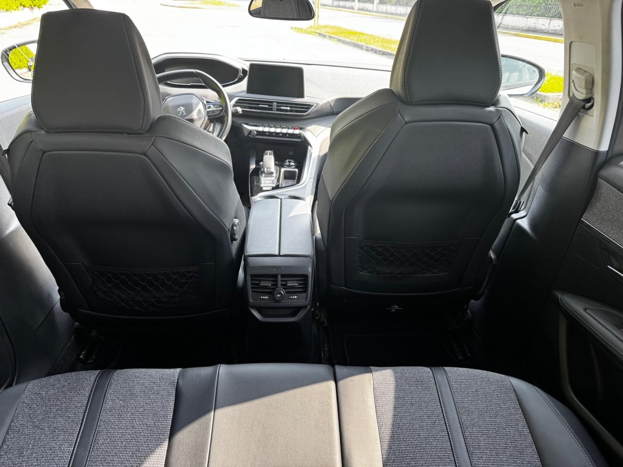 Peugeot 3008 BlueHDi 120 S&S Business