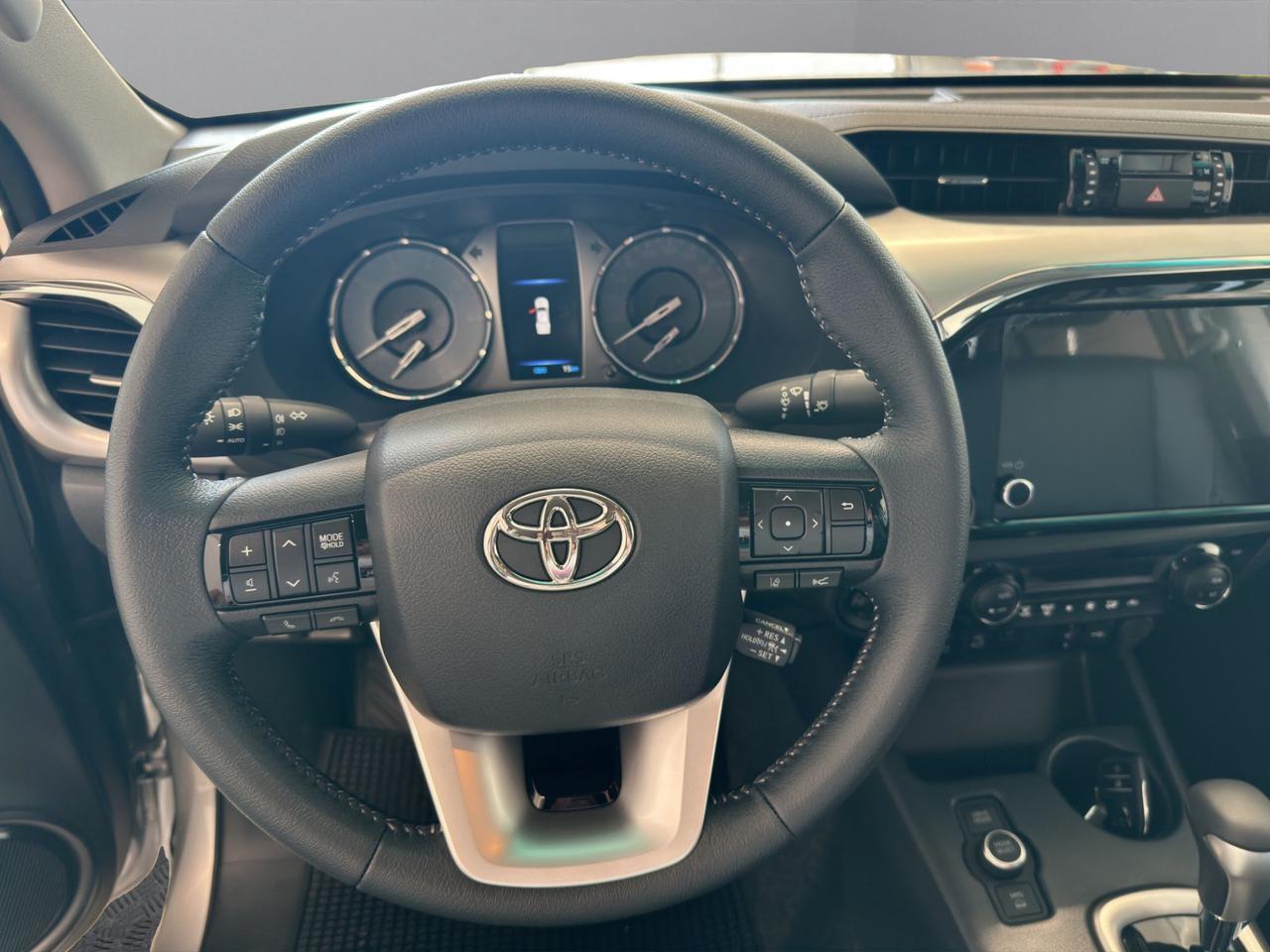 Toyota Hilux - MY25 Double Cab Executive 48V 2.8D