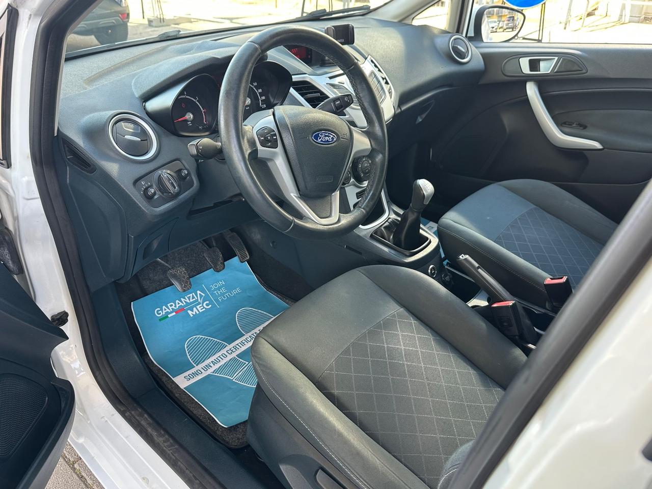 Ford Fiesta 1.4 5 porte Bz.- GPL Titanium