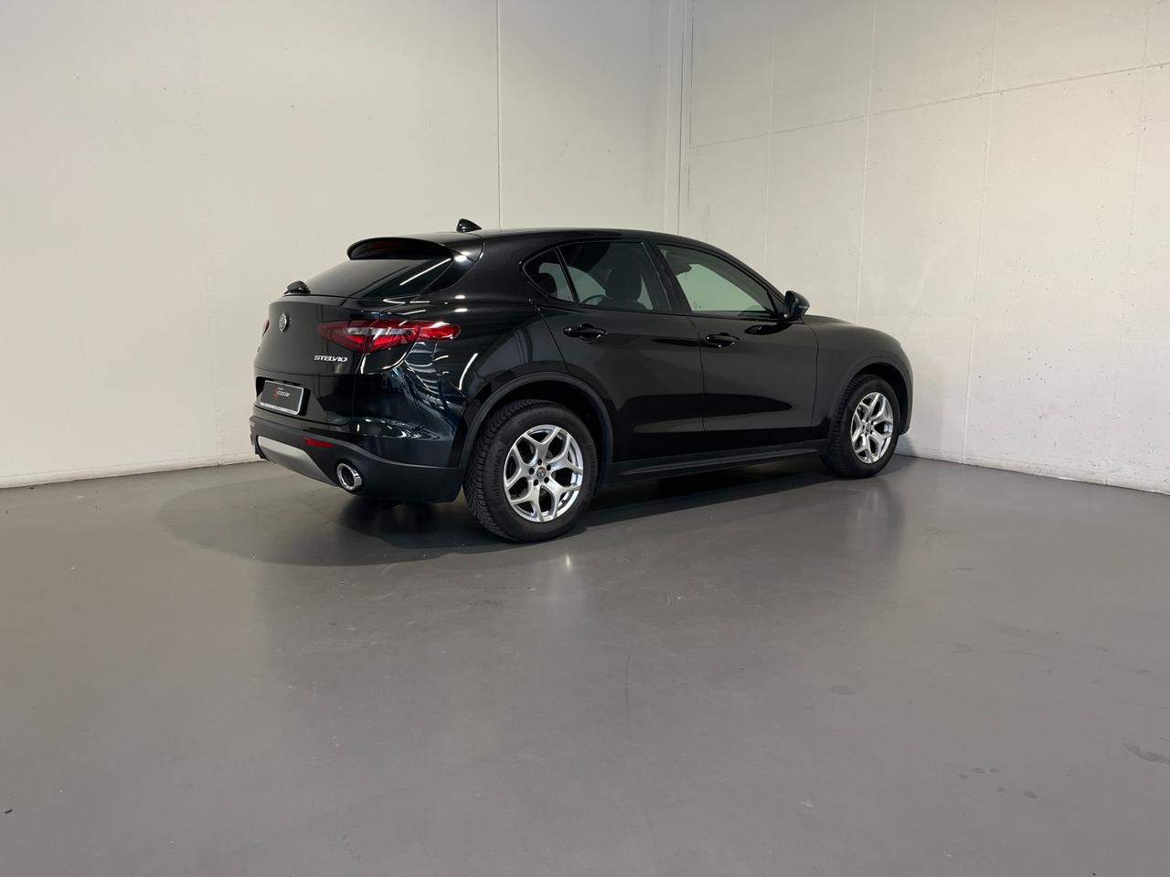 ALFA ROMEO STELVIO 2.2 T 210 CV AUTO Q4 EXECUTIVE