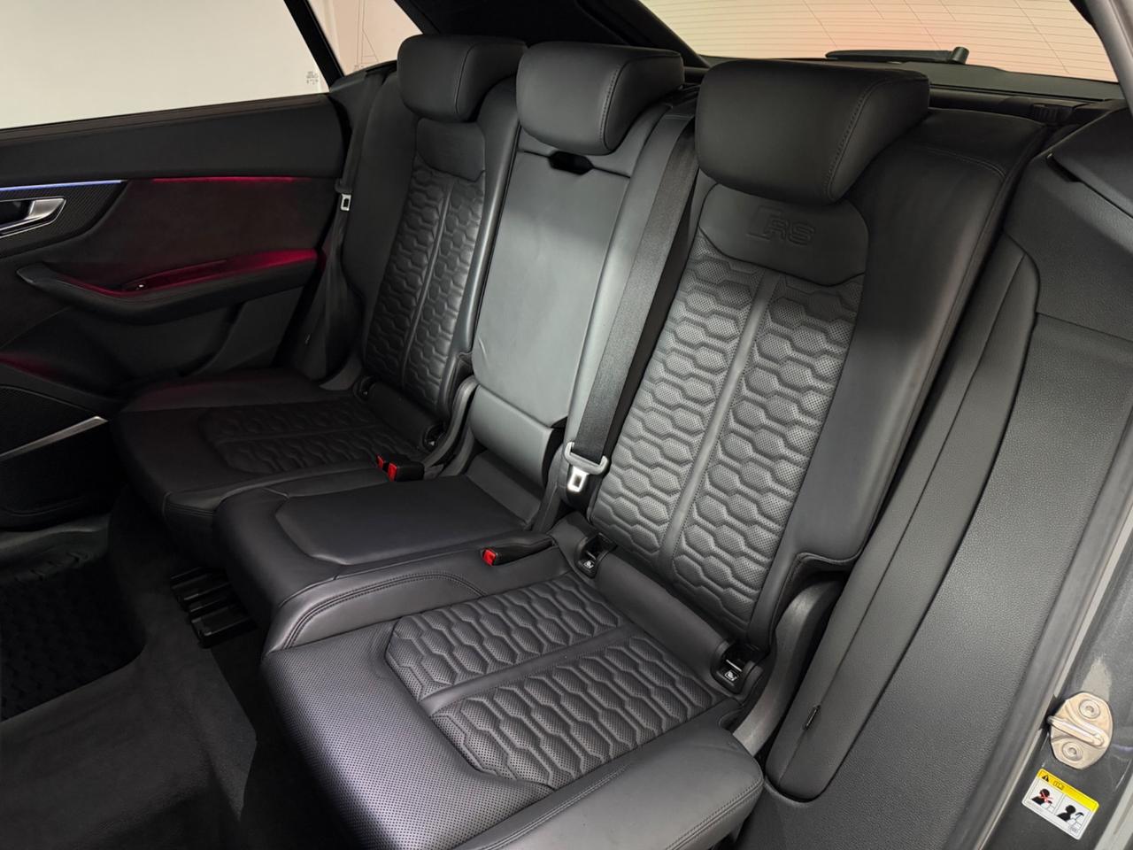 Audi Q8 RS TFSI V8 quattro tiptronic