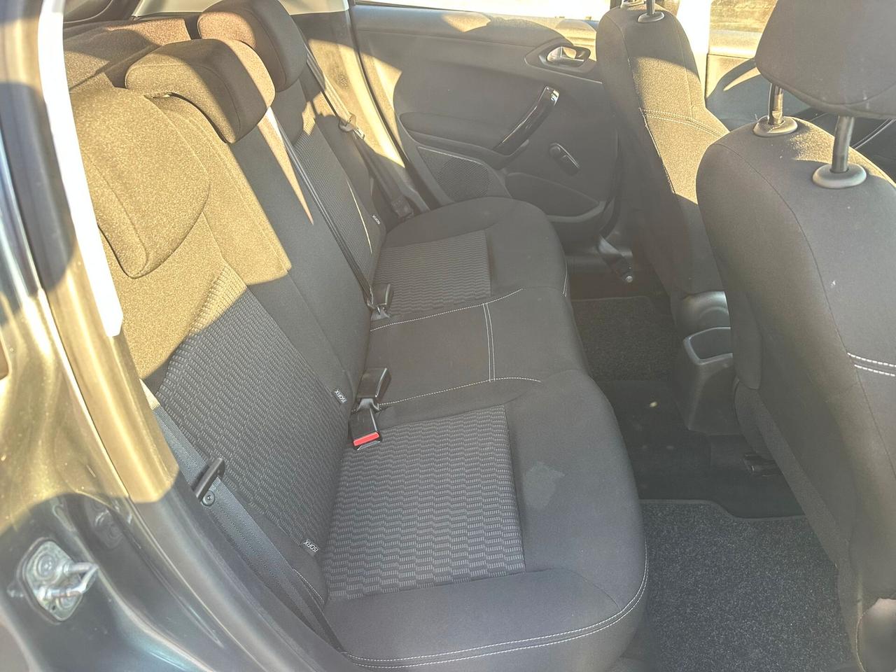 Peugeot 208 PureTech 82 5 porte Access