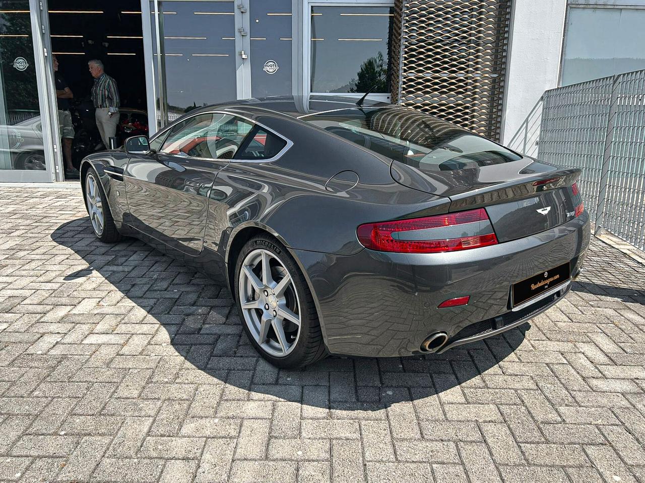 Aston Martin V8 VANTAGE MANUALE RDS02004