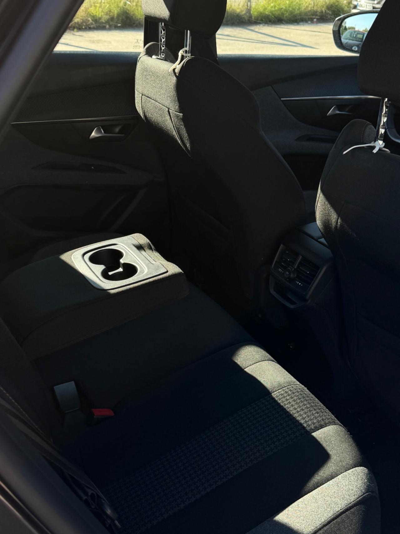 Peugeot 3008 BlueHDi 130 S&S Active