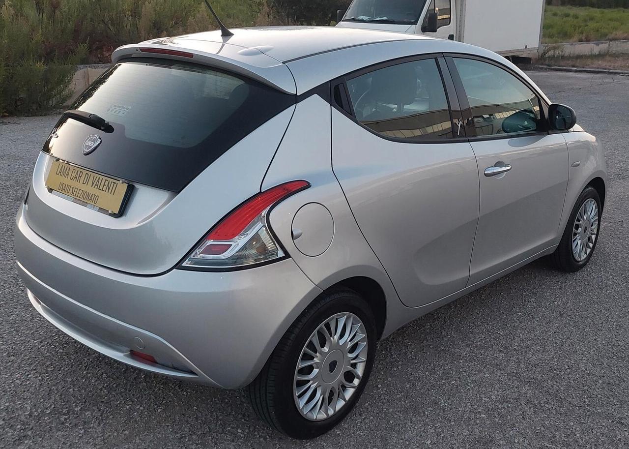 LANCIA YPSILON 1.2-UNICO PROPRIETARIO-NEOPATENTATI