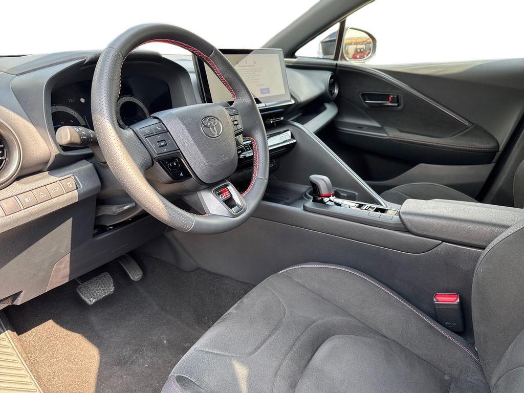 Toyota C-HR 2.0 phev GR Sport fwd e-cvt