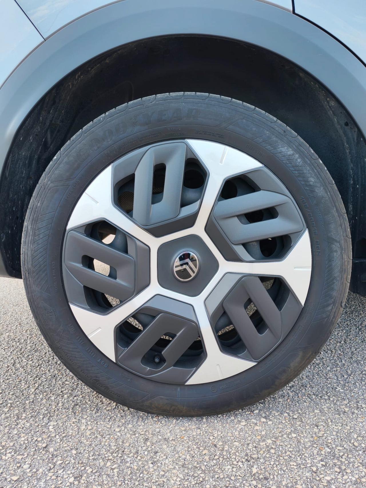 Citroen C4 Hybrid 136 e-DCS6 Plus