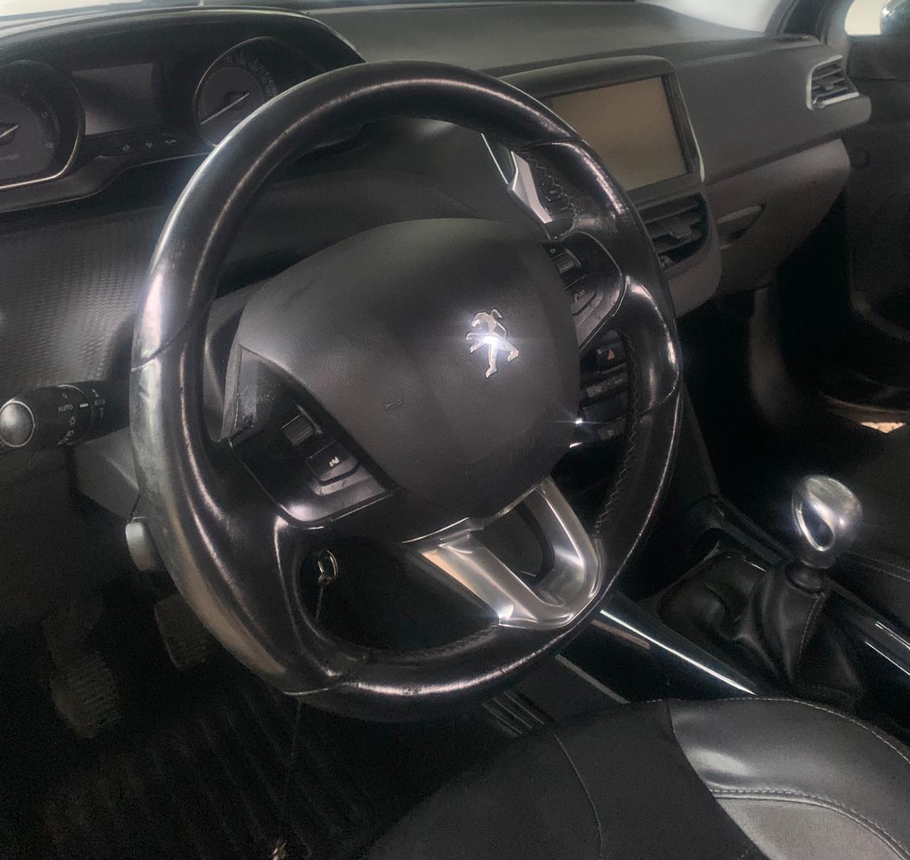 Peugeot 2008 1.6 e-HDi 115 CV CON TETTO
