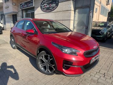 Kia XCeed 1.6 CRDi 136 CV MHEV iMT High Tech
