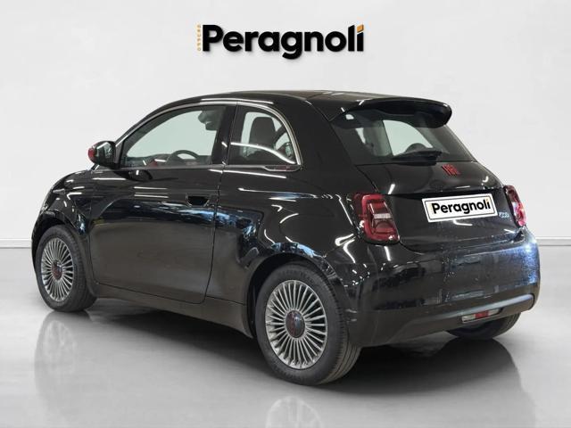 FIAT 500e Berlina 23,8 kWh Action