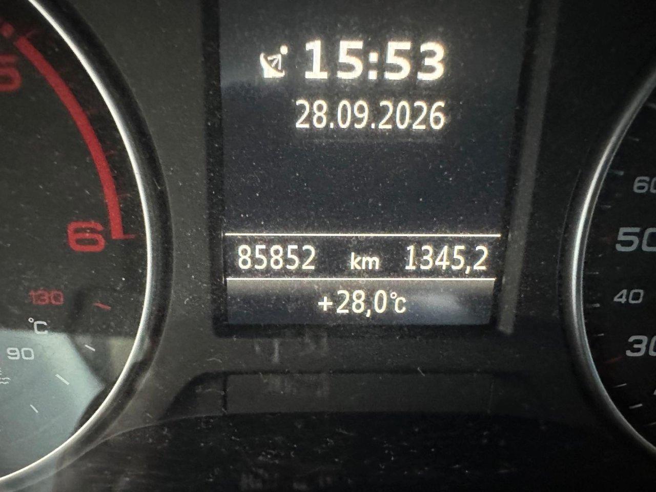 Audi Q2 30 2.0 tdi Admired Advanced s-tronic