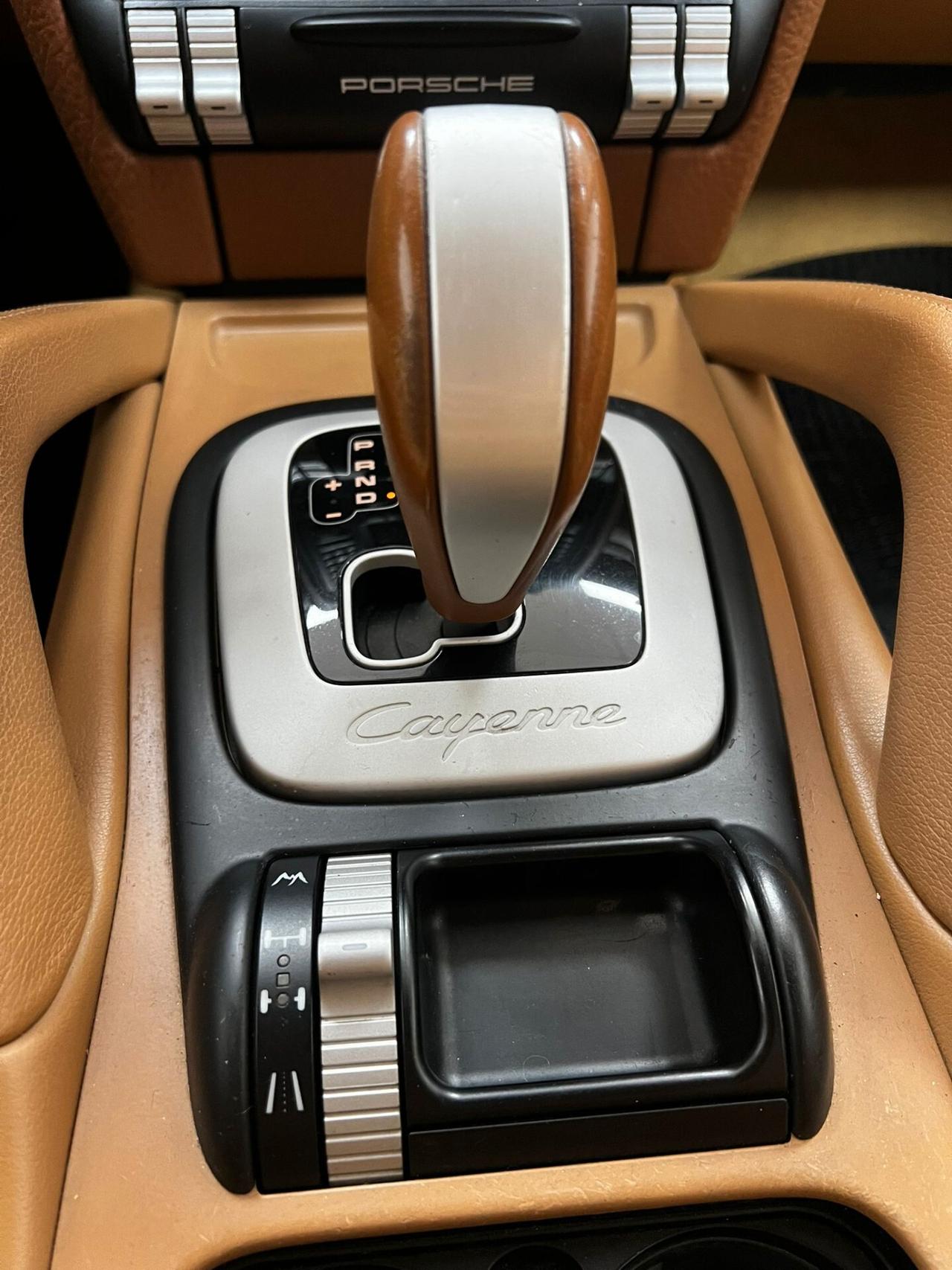 Porsche Cayenne 3.2 V6 cat