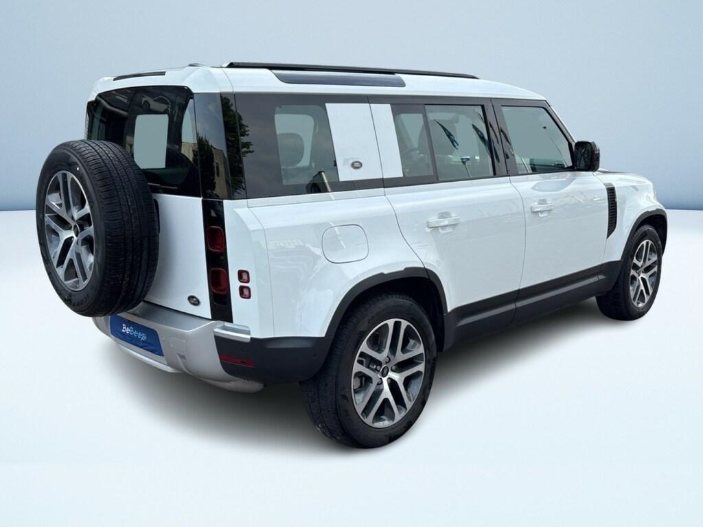 Land Rover Defender 110 3.0 I6 MHEV SE AWD Auto