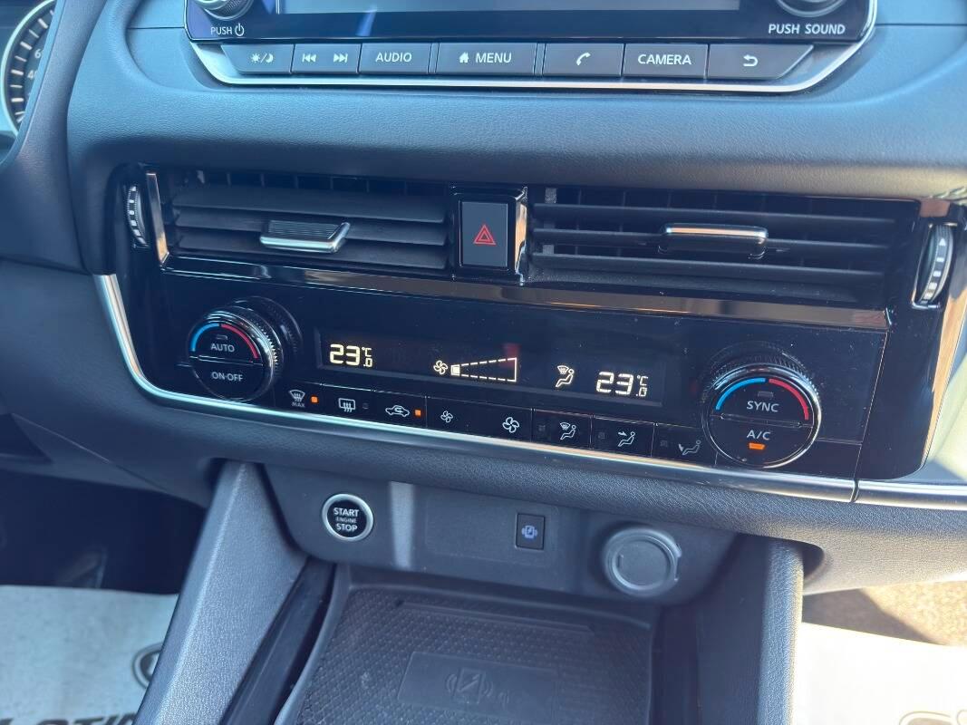 Nissan Qashqai 1.3 mhev Business 158cv xtronic Con CARPLAY