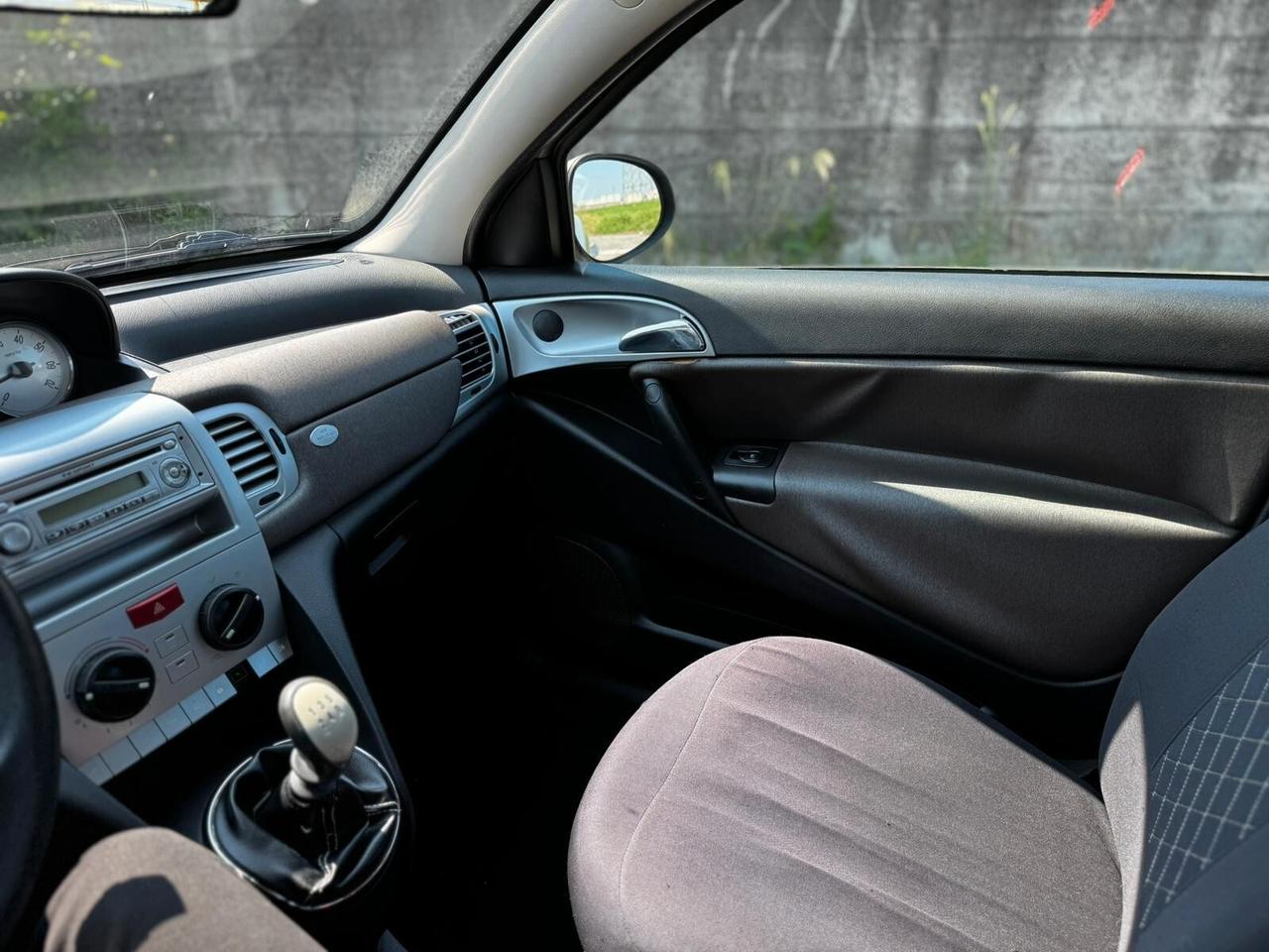 Lancia Ypsilon 1.2 Elle