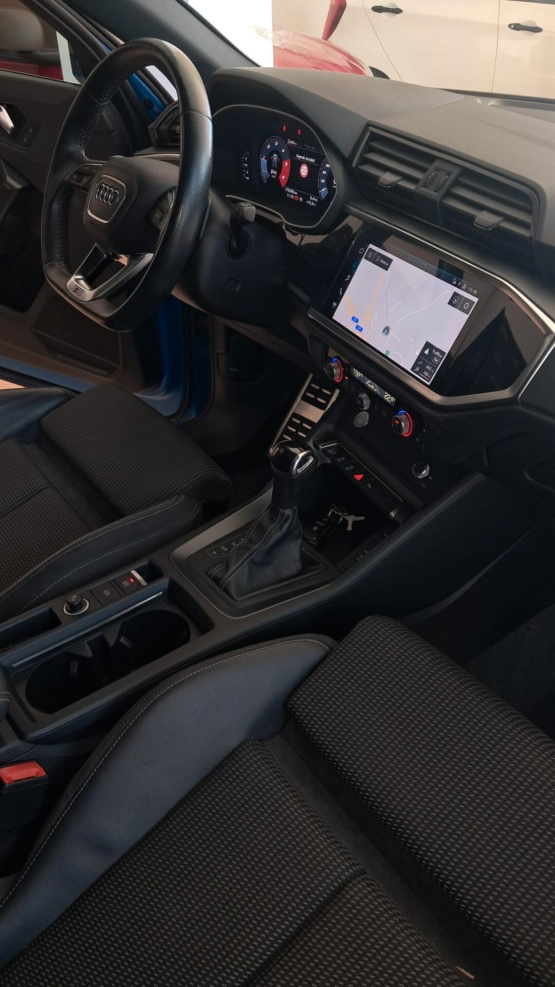 AUDI Q3 SPB TDI S TRONIC S-LINE EDITION