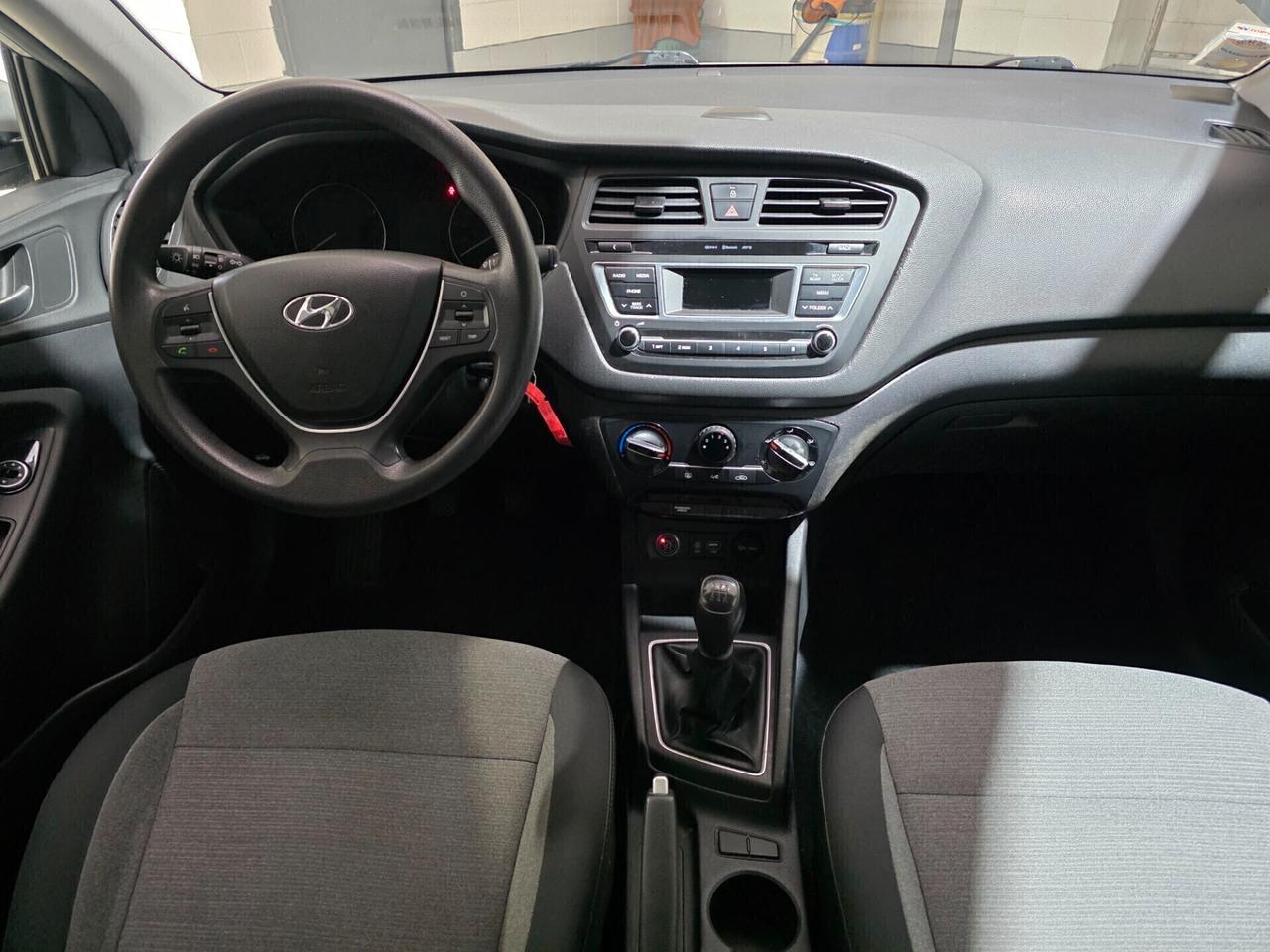 Hyundai i20 1.2 B/GPL SCADENZA BOMBOLE 2036 EURO 6 NEOPATENTATI