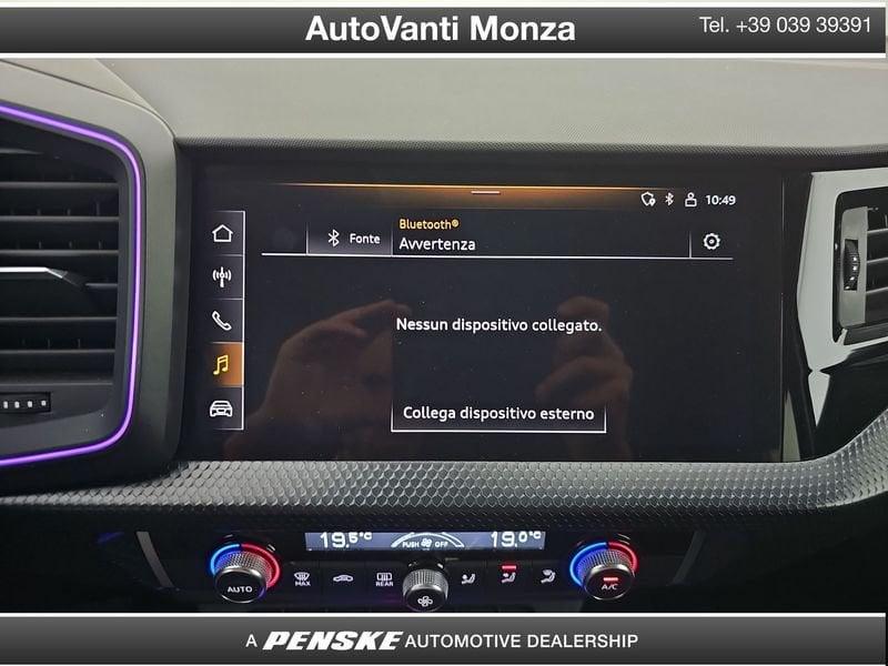Audi A1 A1 allstreet 30 1.0 tfsi Identity Contrast 110cv