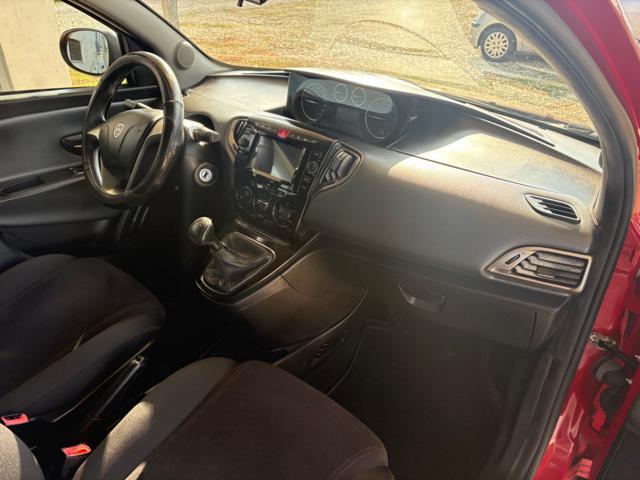 LANCIA Ypsilon 0.9 TwinAir 85 CV 5 porte S&S DFN Gold AUTOMATICA