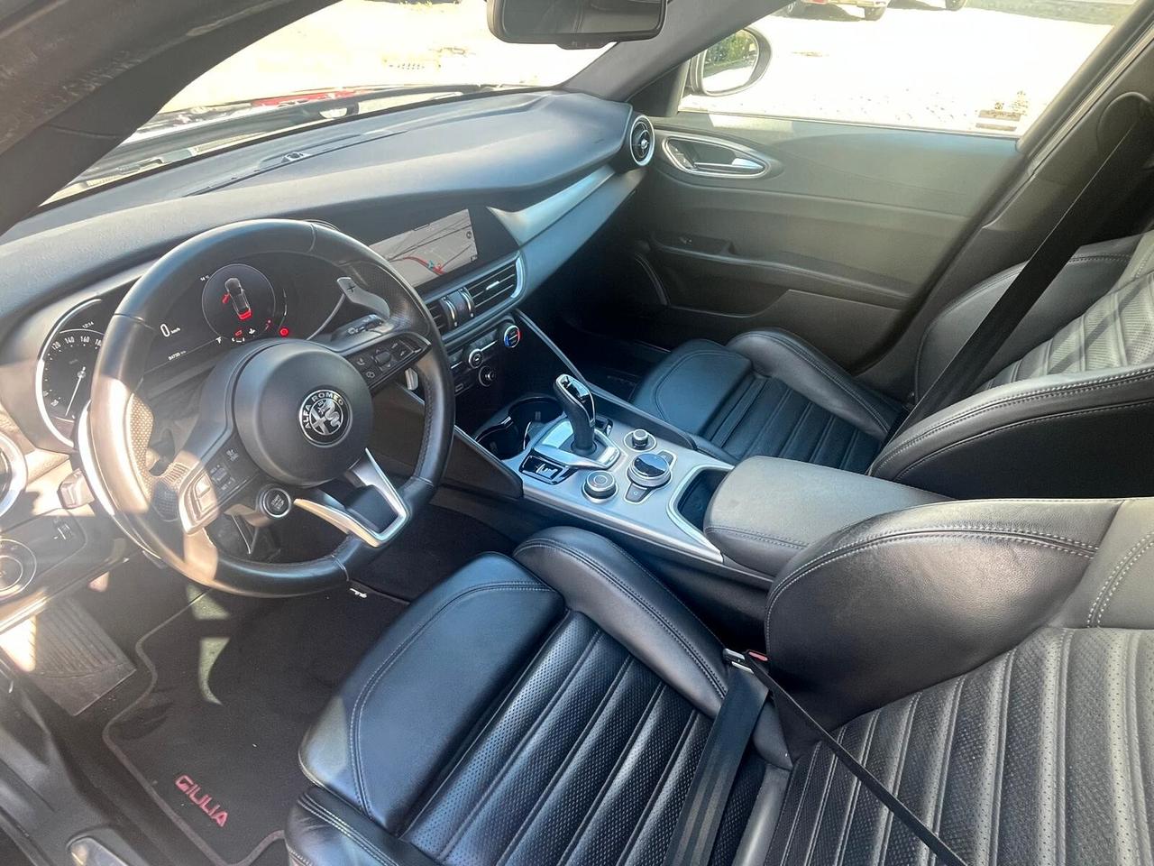 Alfa Romeo Giulia 2.2 Turbodiesel 210 CV AT8 AWD Q4 Veloce