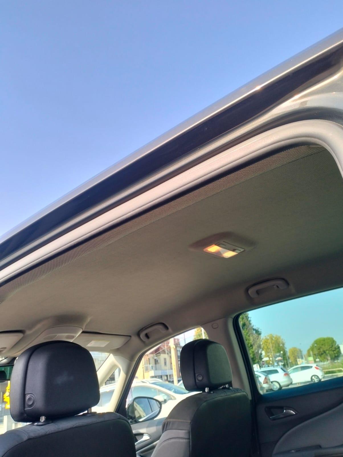 Opel Zafira Tourer 1.4 Turbo 140CV GPL Cosmo