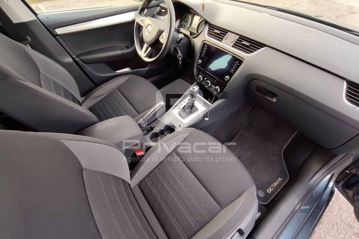 SKODA Octavia 1.5 DSG Wagon Executive G-Tec