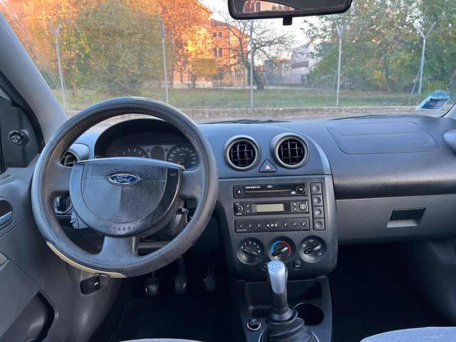 FORD Fiesta 134,722km 1.4 16V 5p.Ghia Neopatentati Bellissima