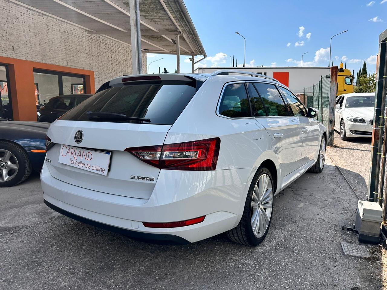 Skoda Superb 2.0 TDI DSG Ambition