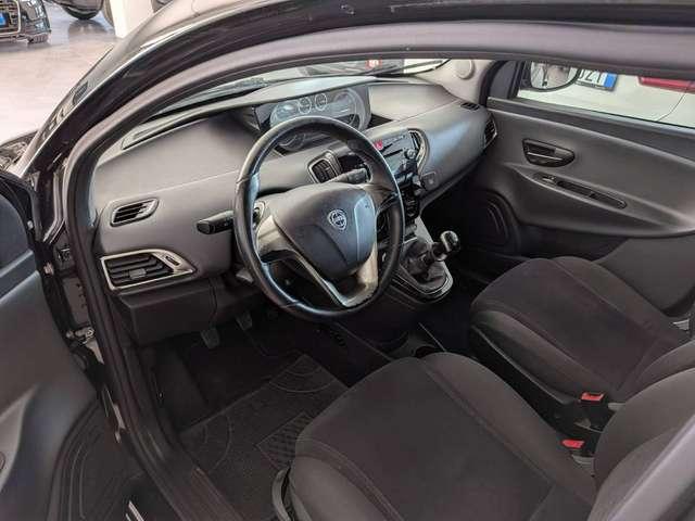 Lancia Ypsilon Ypsilon III 2011 1.2 8v Gold 69cv