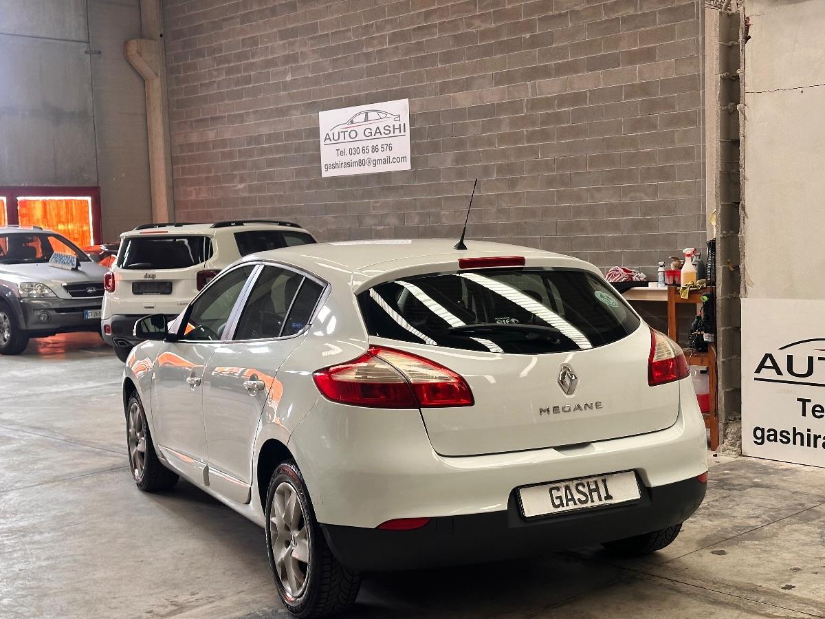 RENAULT - Mégane - 1.6 Wave