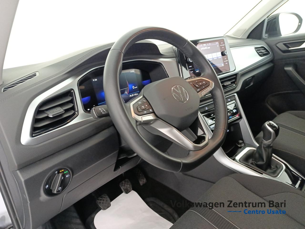 Volkswagen T-Roc 1.0 tsi sport