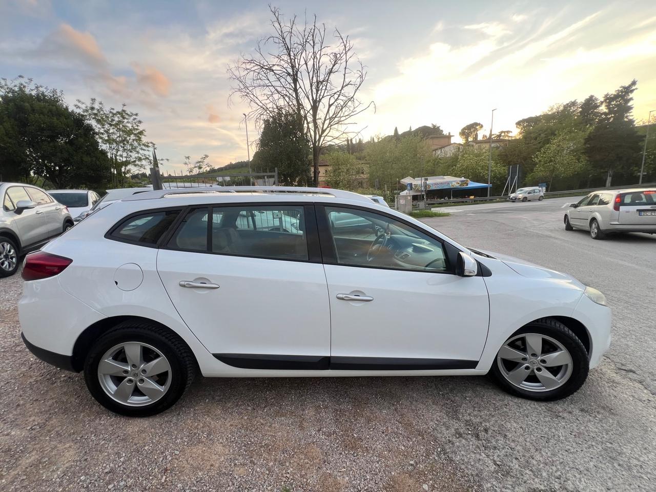 Renault Megane Mégane 1.9 dCi 130CV SporTour Dynamique