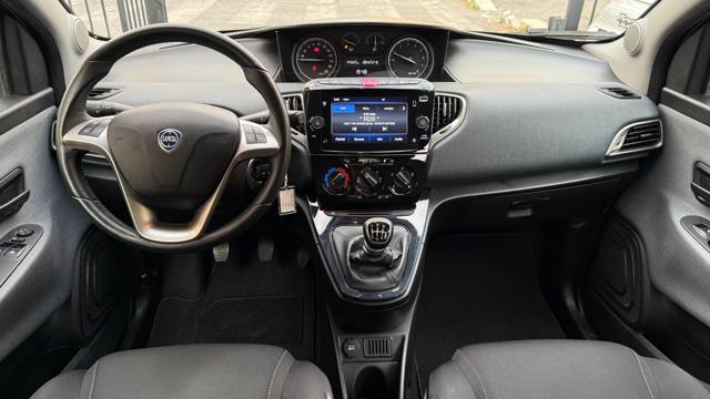 LANCIA Ypsilon 1.0 FIREFLY S&S HYBRID GOLD*24M.G.*CARPLAY*LED*TEL