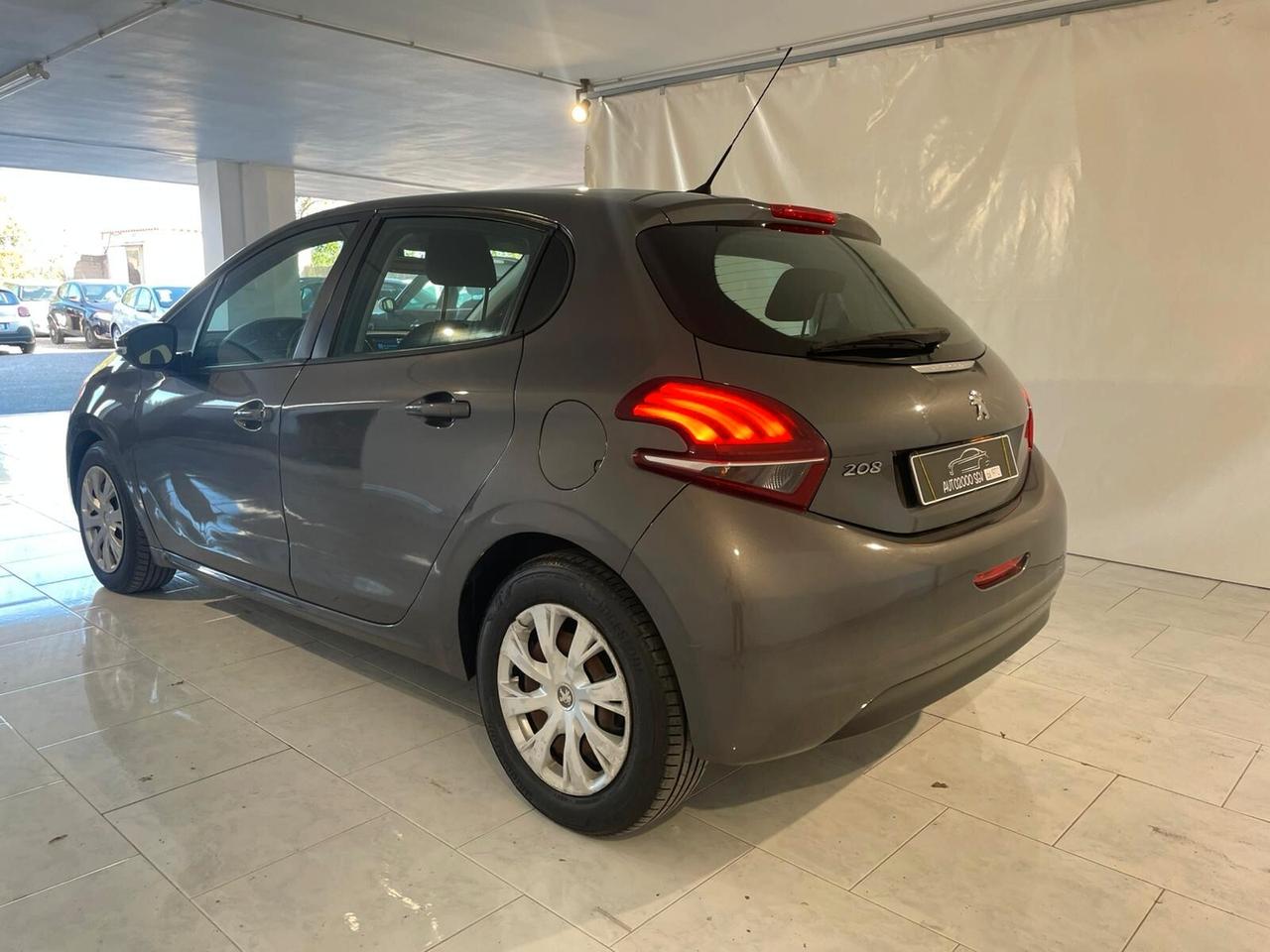 Peugeot 208 BlueHDi 75 5 porte Allure