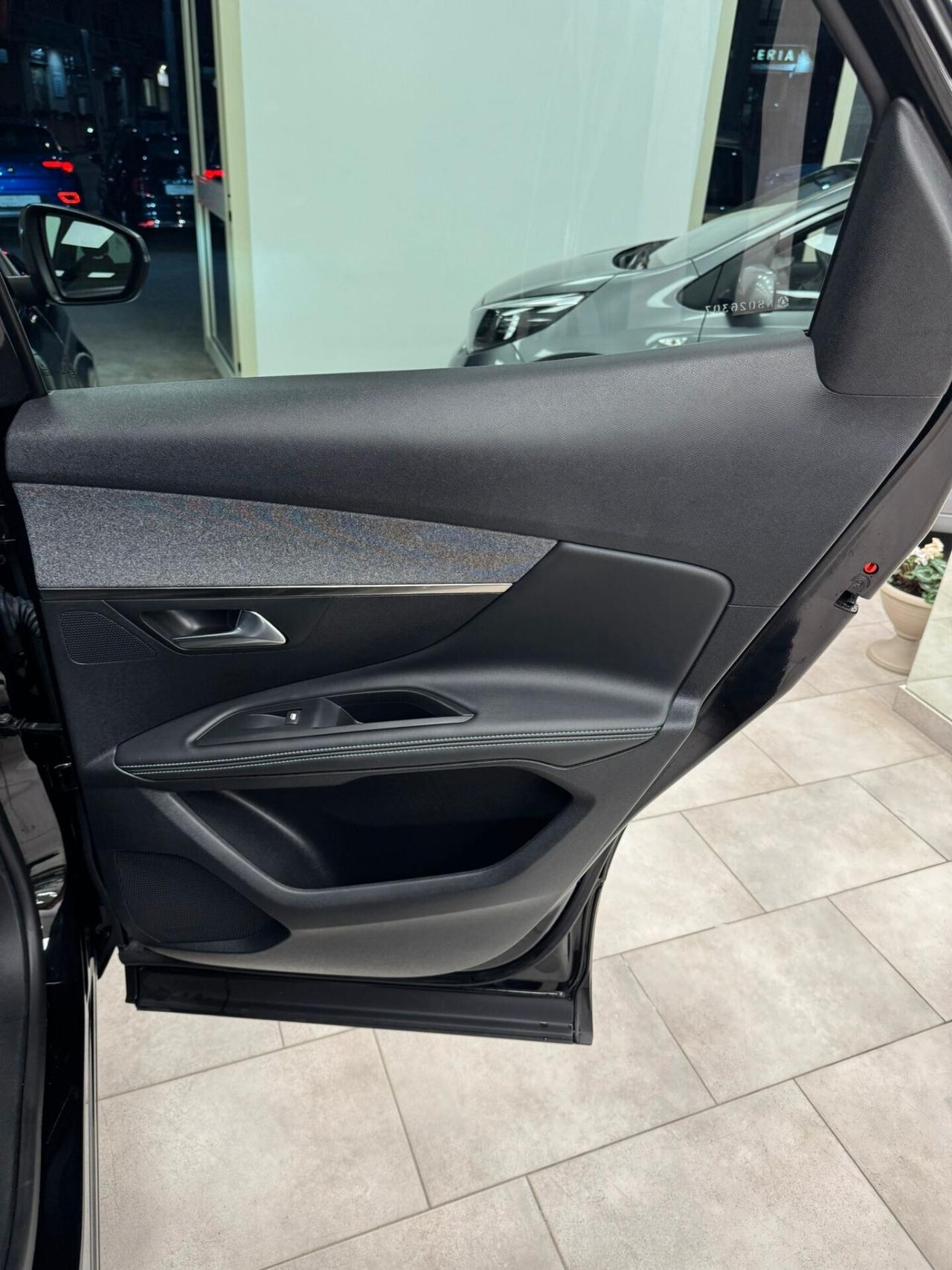 PEUGEOT 3008 BLUEHDI 130 CV S&S EAT8 ALLURE PACK 2022