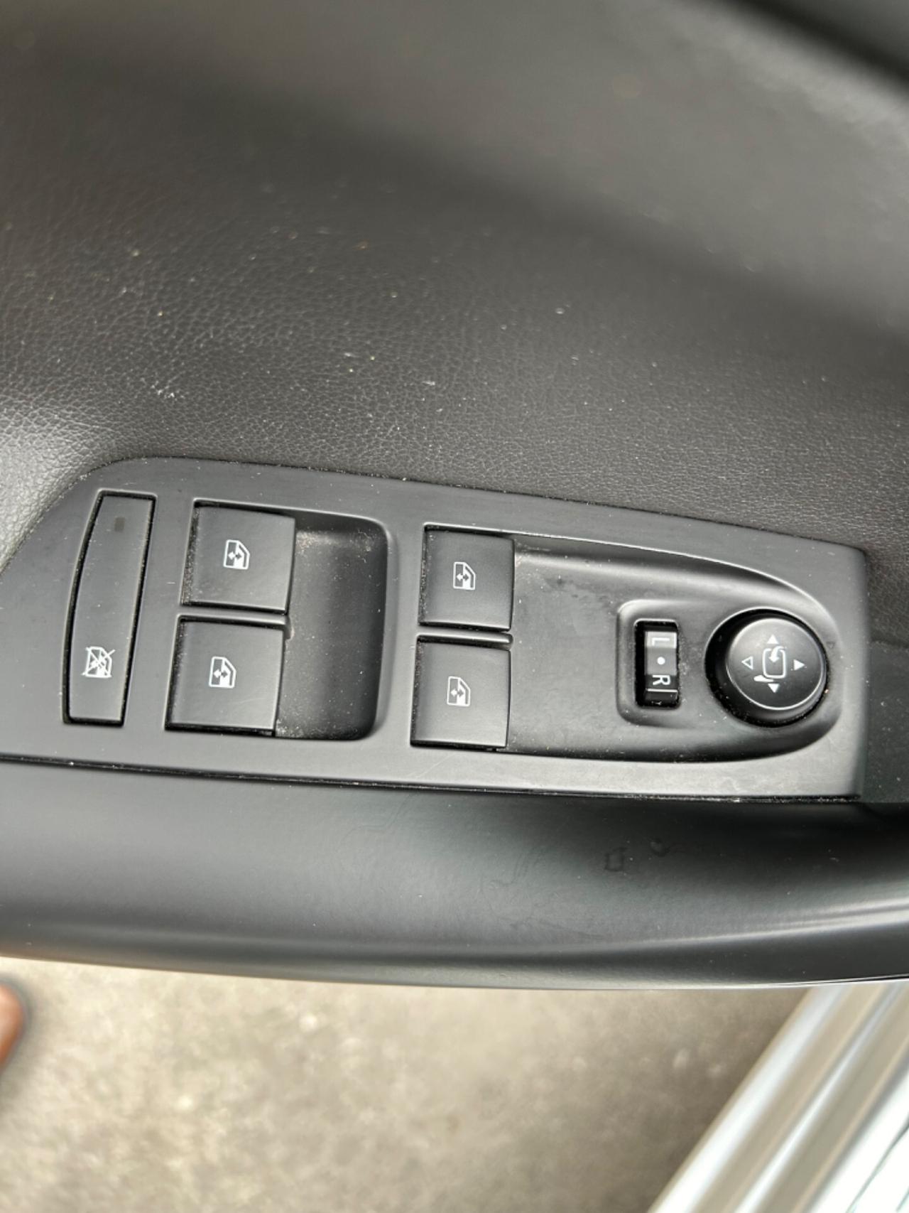 Opel Astra 1.6 CDTi 110CV