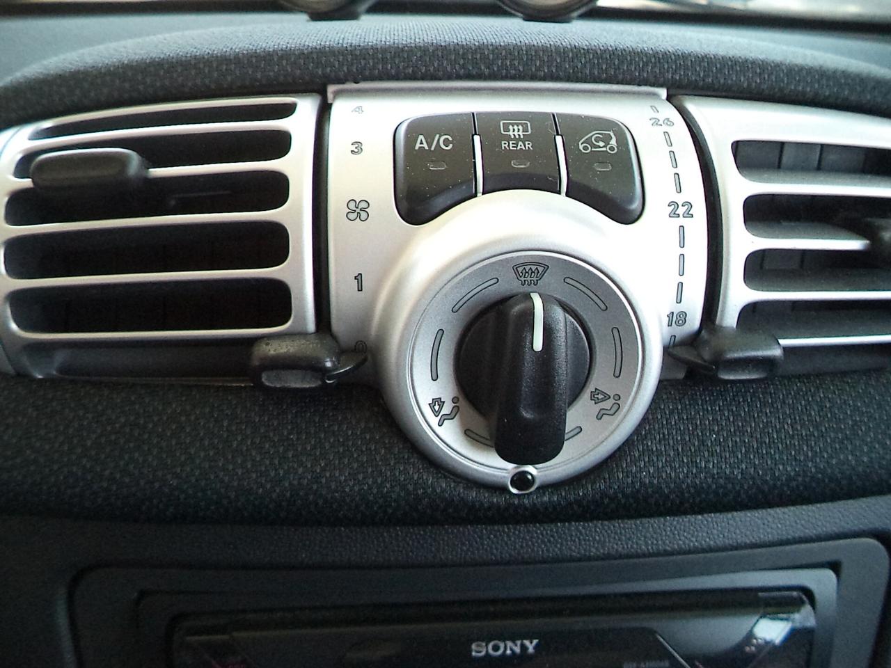 Smart ForTwo 1000 52 kW MHD coupé pulse