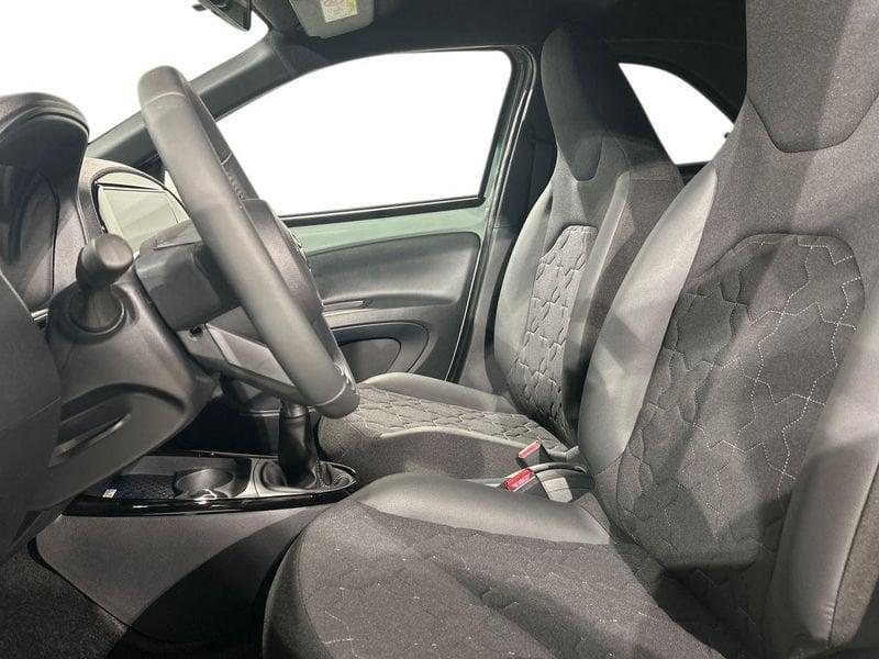 Toyota Aygo X Aygo X 1.0 VVT-i 72 CV 5 porte Lounge