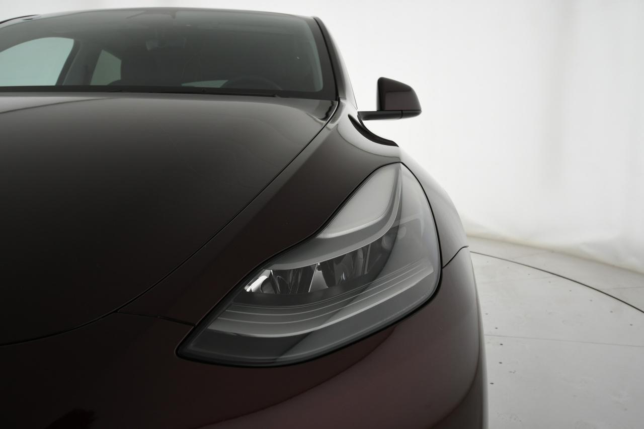 TESLA Model Y Performance Dual Motor awd +AUTOPILOT