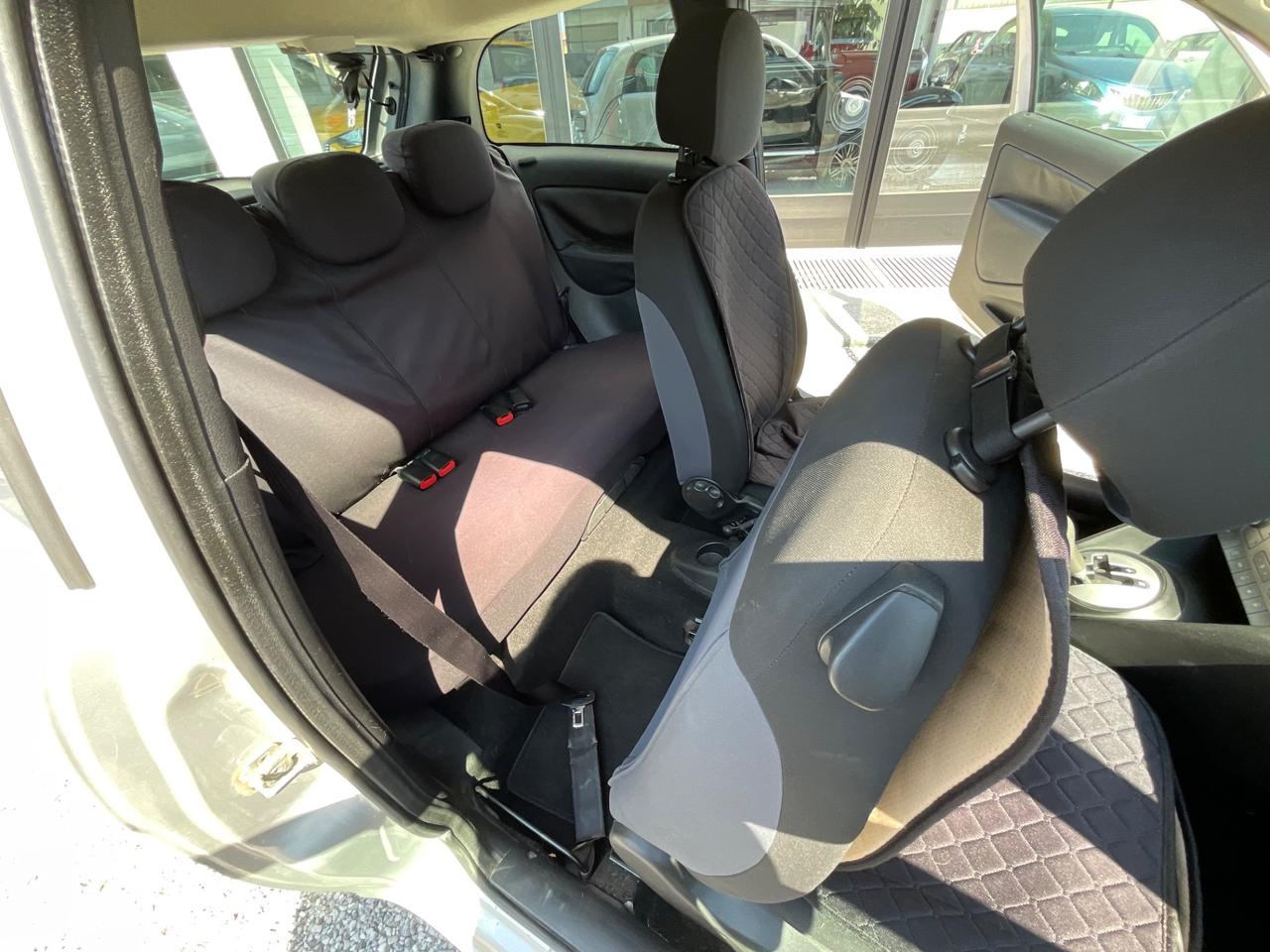 Lancia Ypsilon 1.3 MJT 75 CV Argento