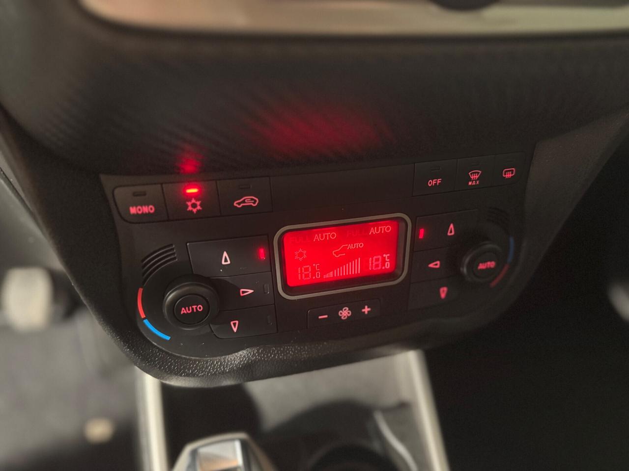 Alfa Romeo MiTo 1.4 105CV NEOPATENTATI KM 85.000