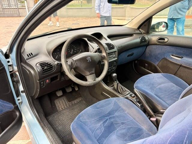 Peugeot 206 1.4 3p. XT