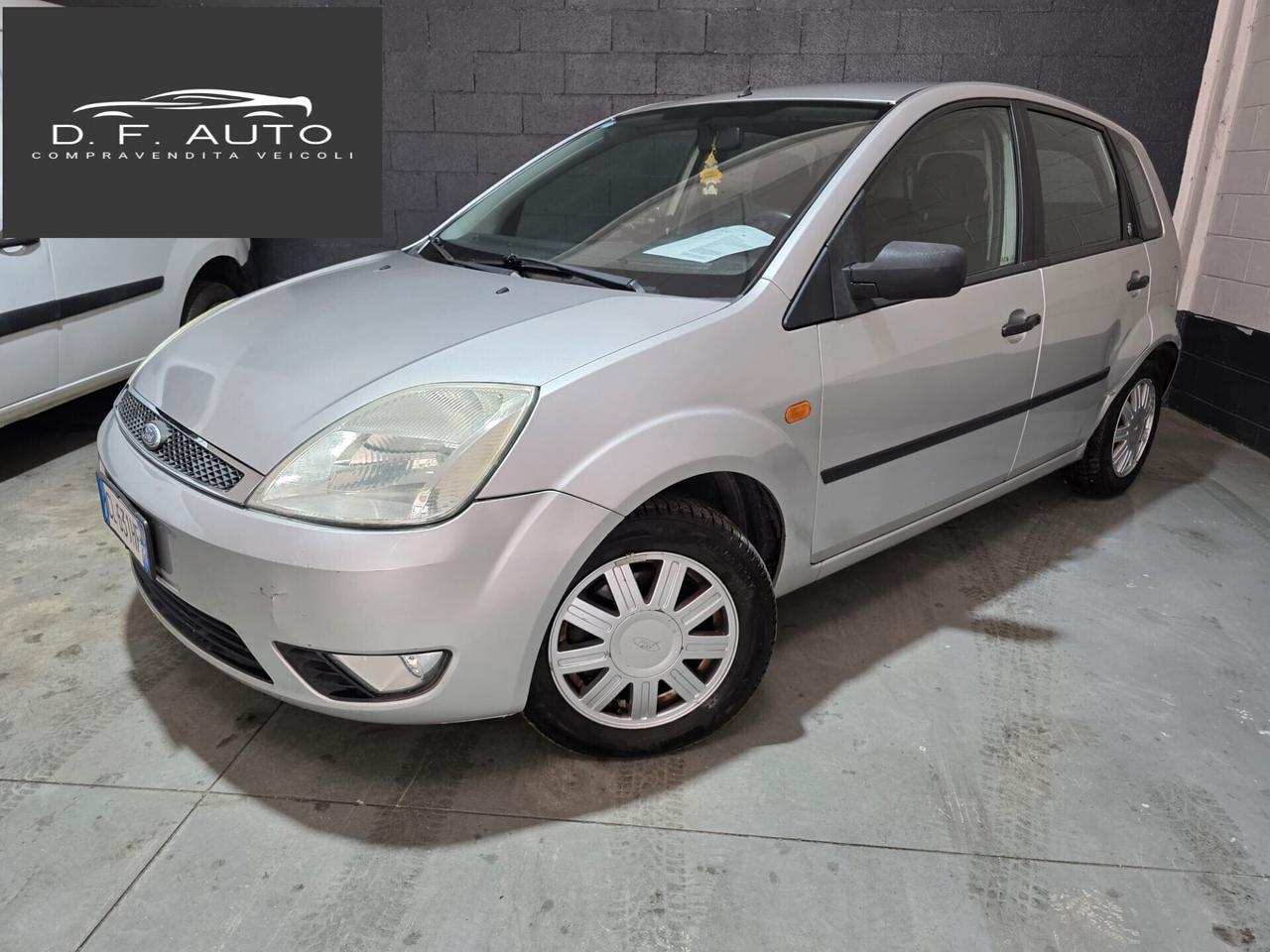 Ford Fiesta 1.2 16V 5p. Ghia