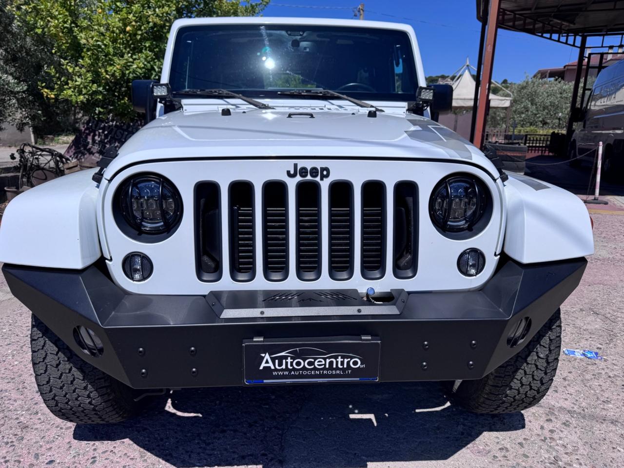 Jeep Wrangler Unlimited 2.8 CRD DPF Sahara Auto