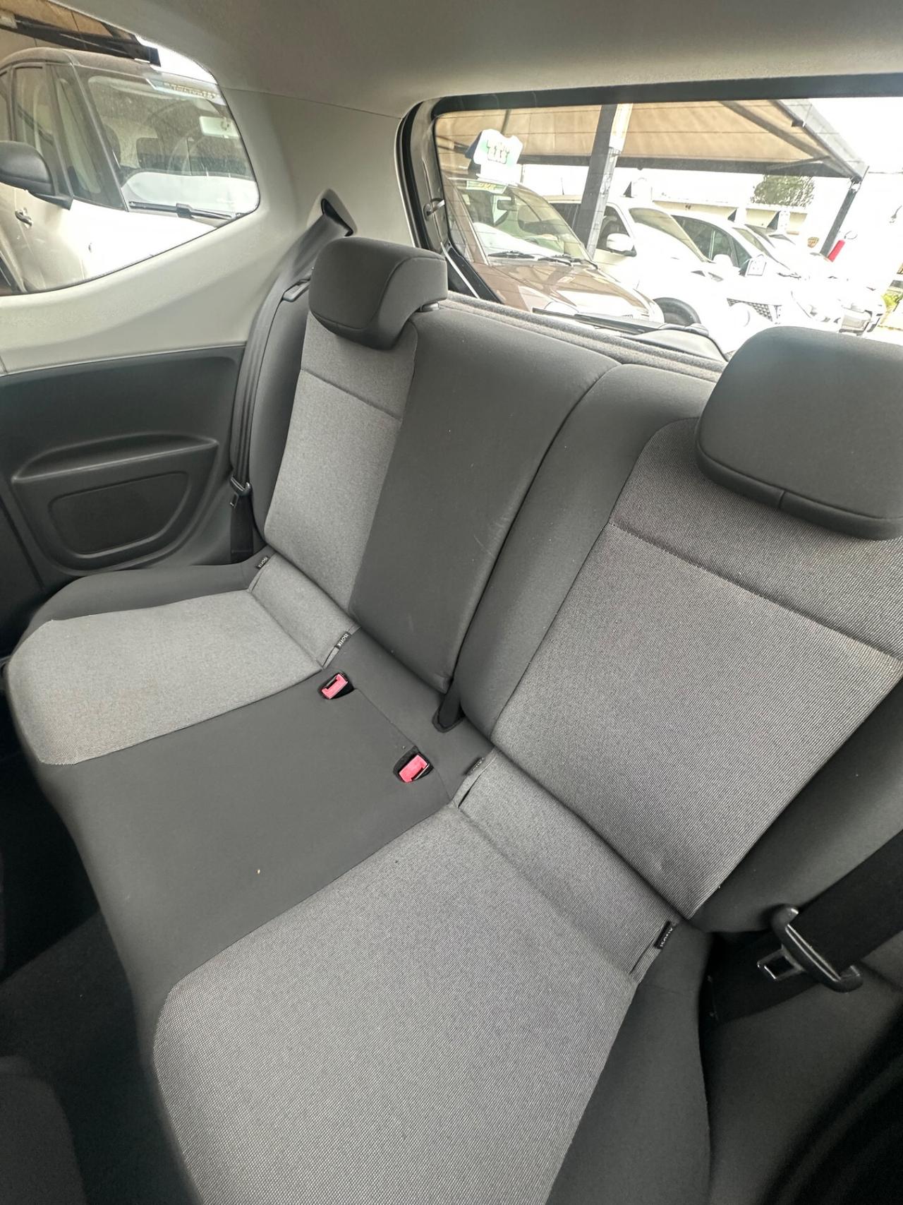 Volkswagen UP! 1.0 METANO 2013 - TETTO PANORAMICO