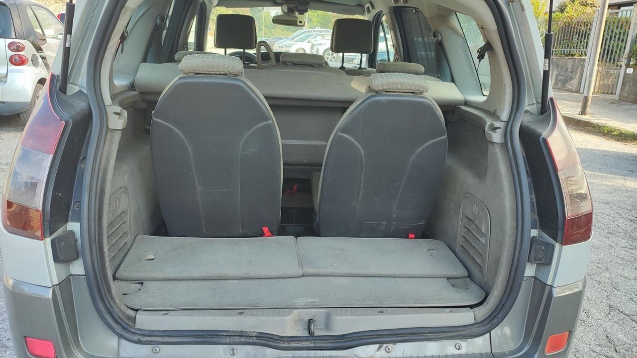 Renault Grand Scenic 7 posti 1.9 dCi Exception